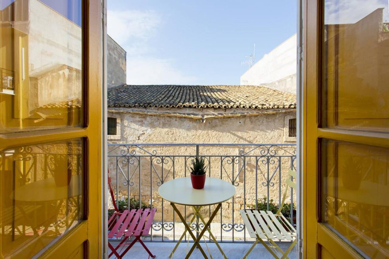 Le Luminarie - Creative Residence Balestrate Εξωτερικό φωτογραφία